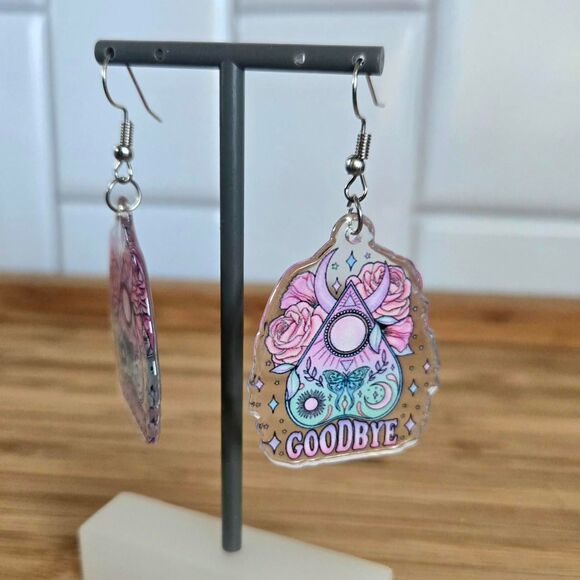​Spooky Cute Pastel Goth Ouija Planchette Earrings - Picture 1 of 5
